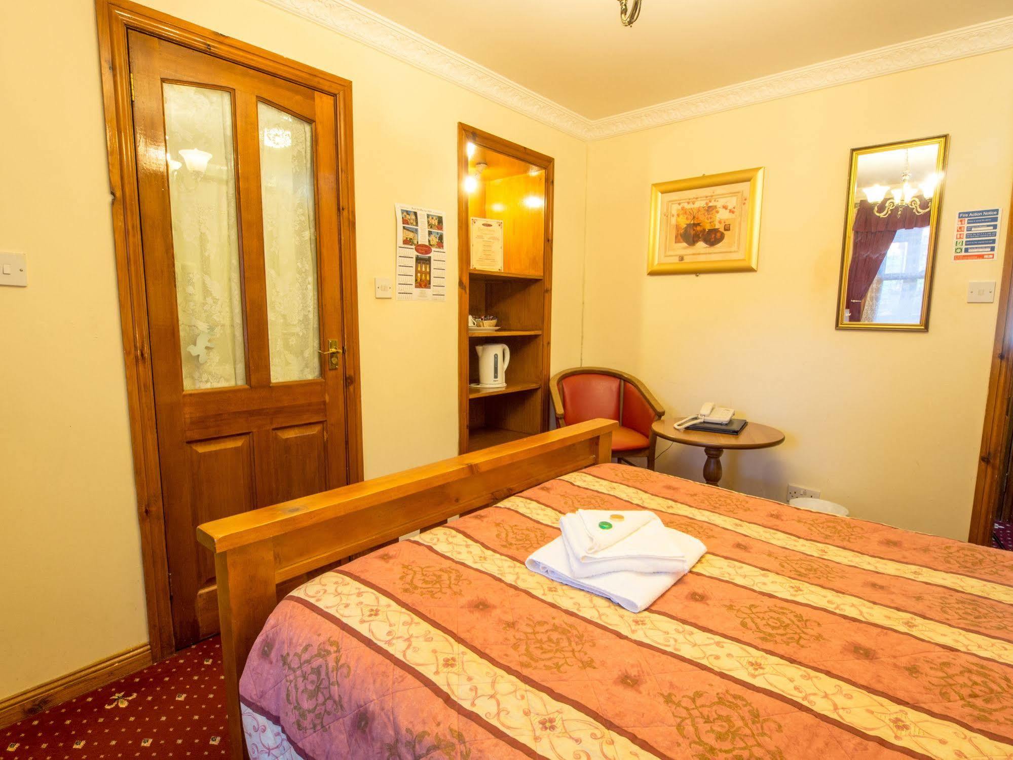 Corstorphine Lodge Hotel Édimbourg Extérieur photo